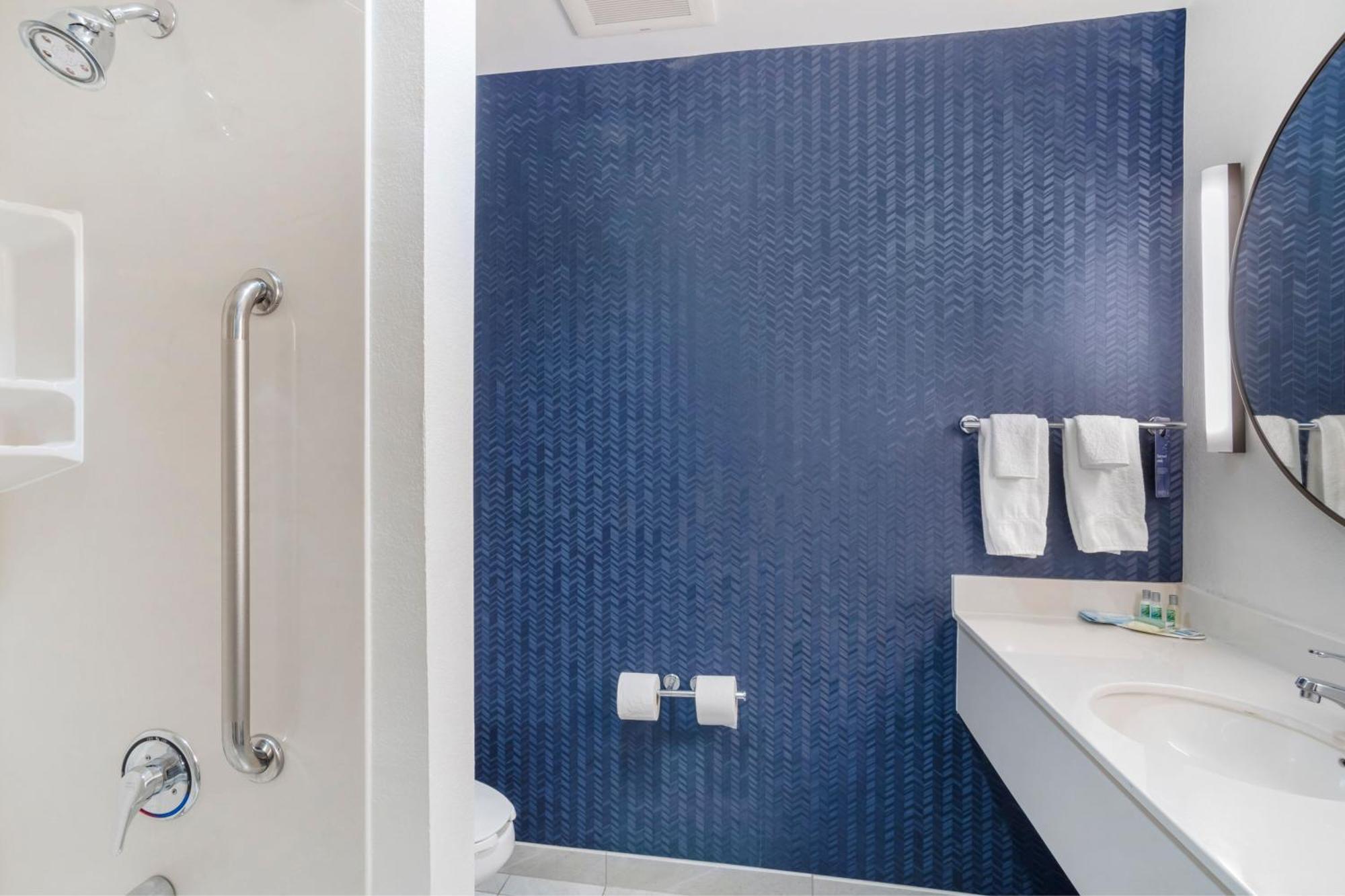 Fairfield Inn & Suites - בון מראה חיצוני תמונה