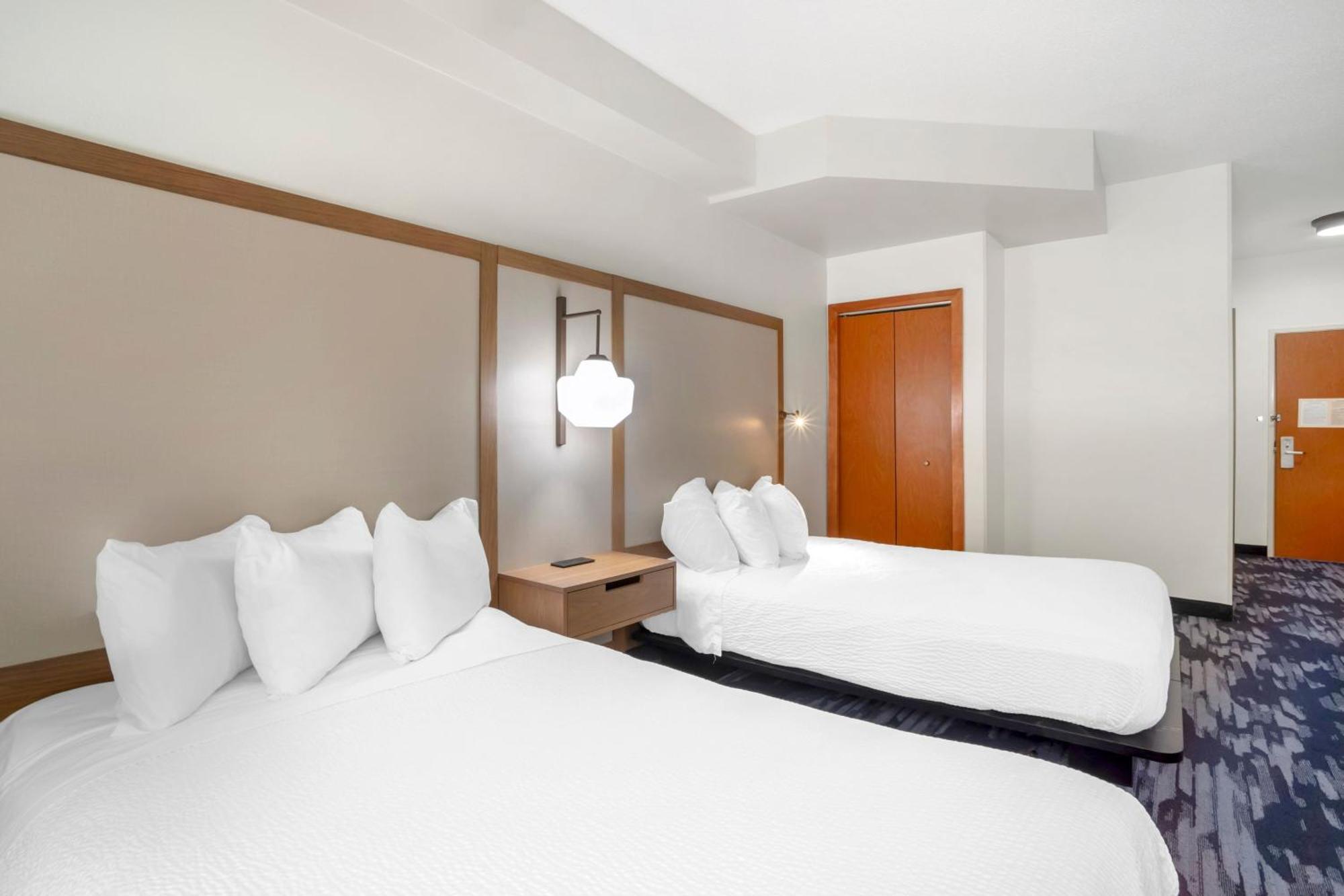 Fairfield Inn & Suites - בון מראה חיצוני תמונה