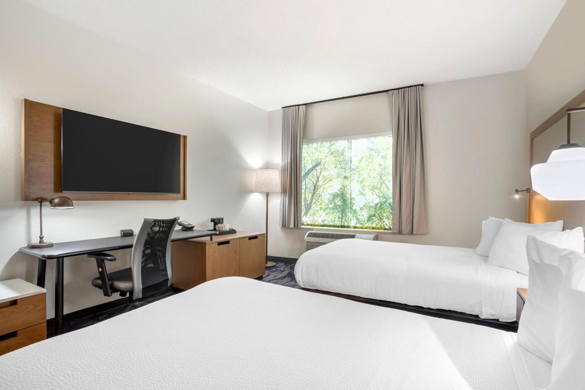 Fairfield Inn & Suites - בון מראה חיצוני תמונה
