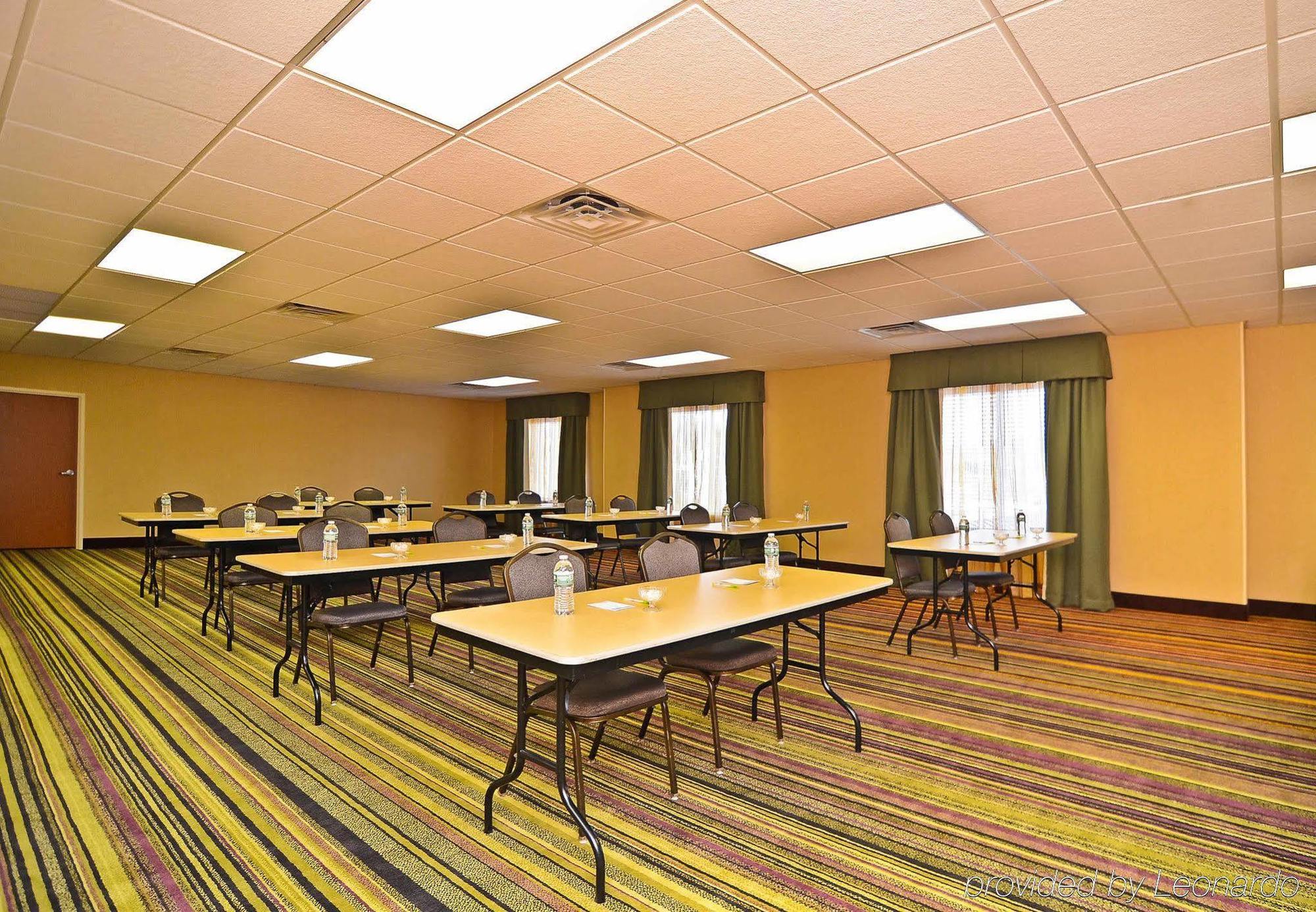Fairfield Inn & Suites - בון מראה חיצוני תמונה